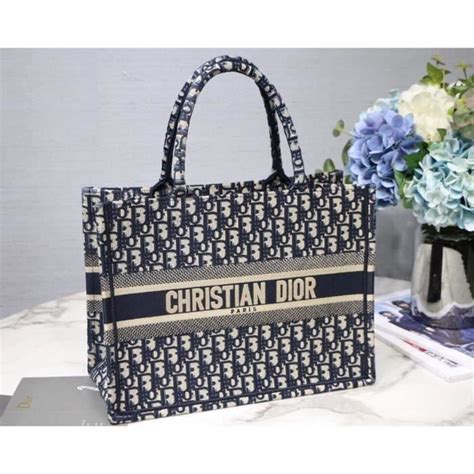 Sacs à main gris CHRISTIAN DIOR pour Femme 